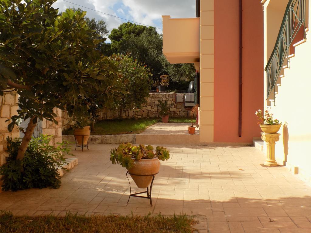 Kolona Apartments ليكسوري المظهر الخارجي الصورة