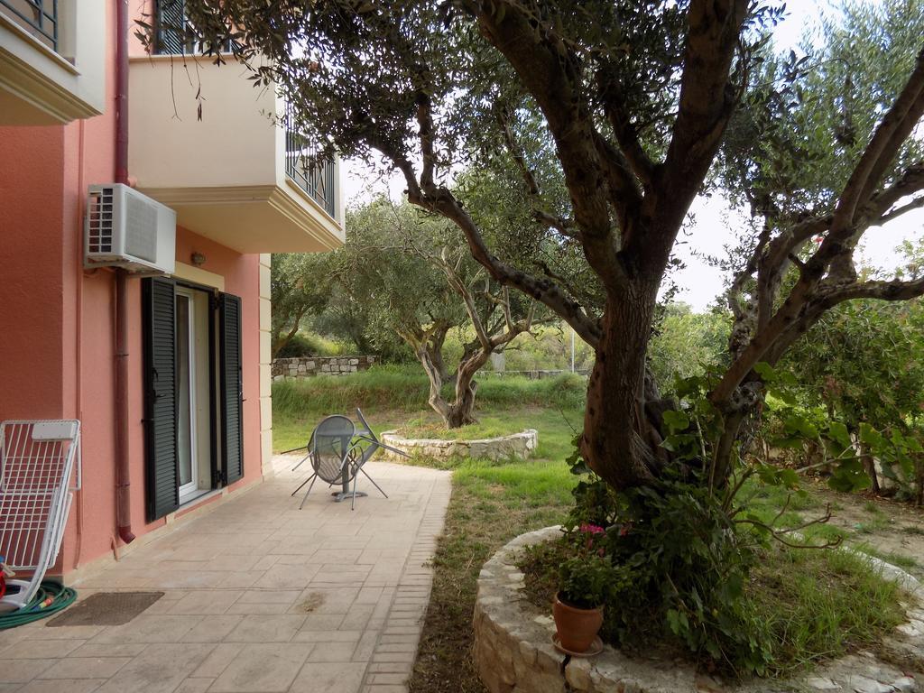 Kolona Apartments ليكسوري المظهر الخارجي الصورة