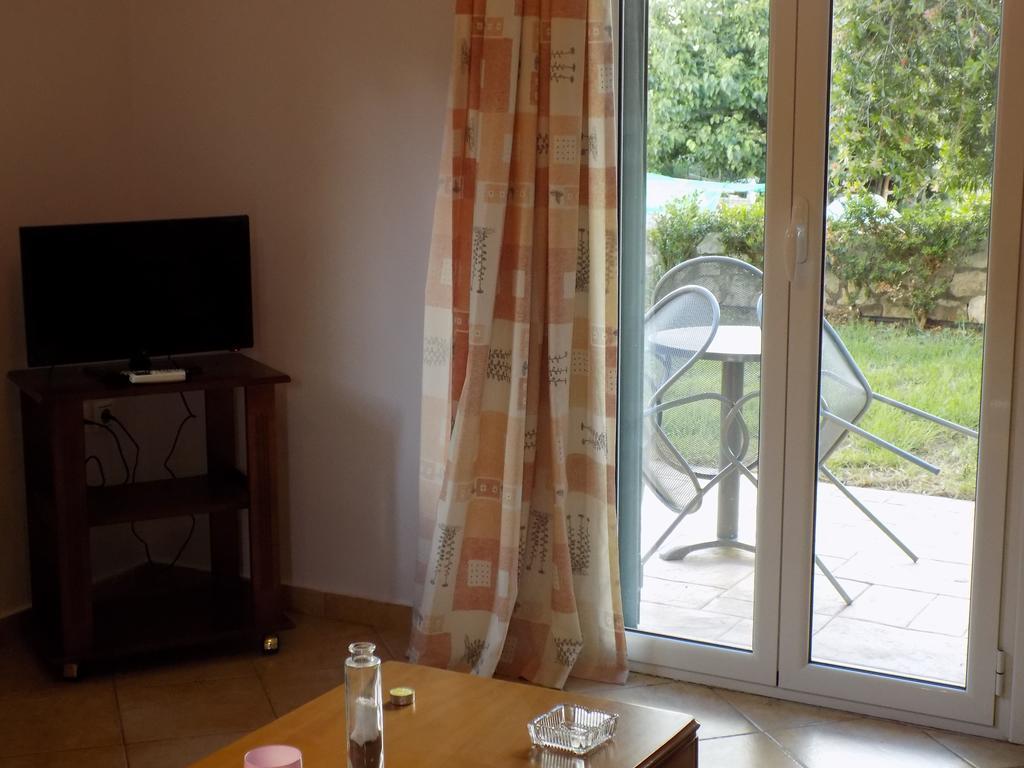 Kolona Apartments ليكسوري المظهر الخارجي الصورة