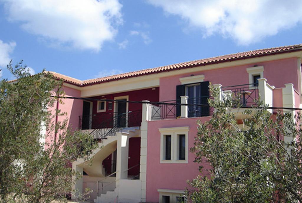 Kolona Apartments ليكسوري المظهر الخارجي الصورة